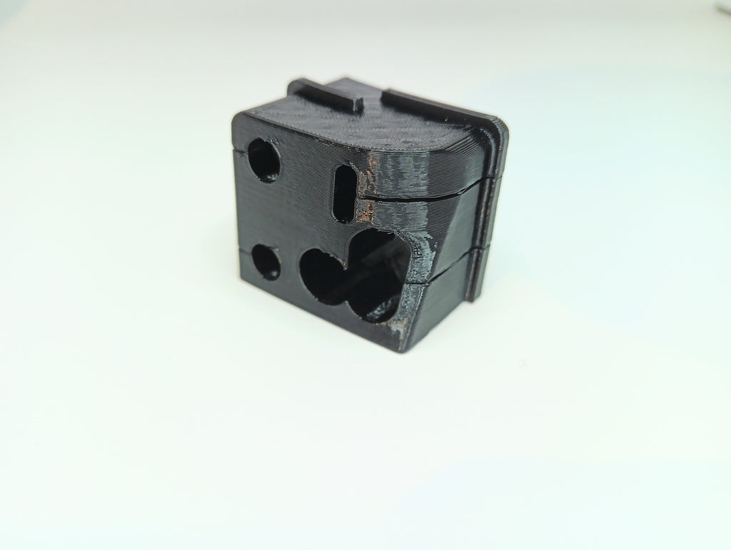 Outboard control cable grommet (engine side)