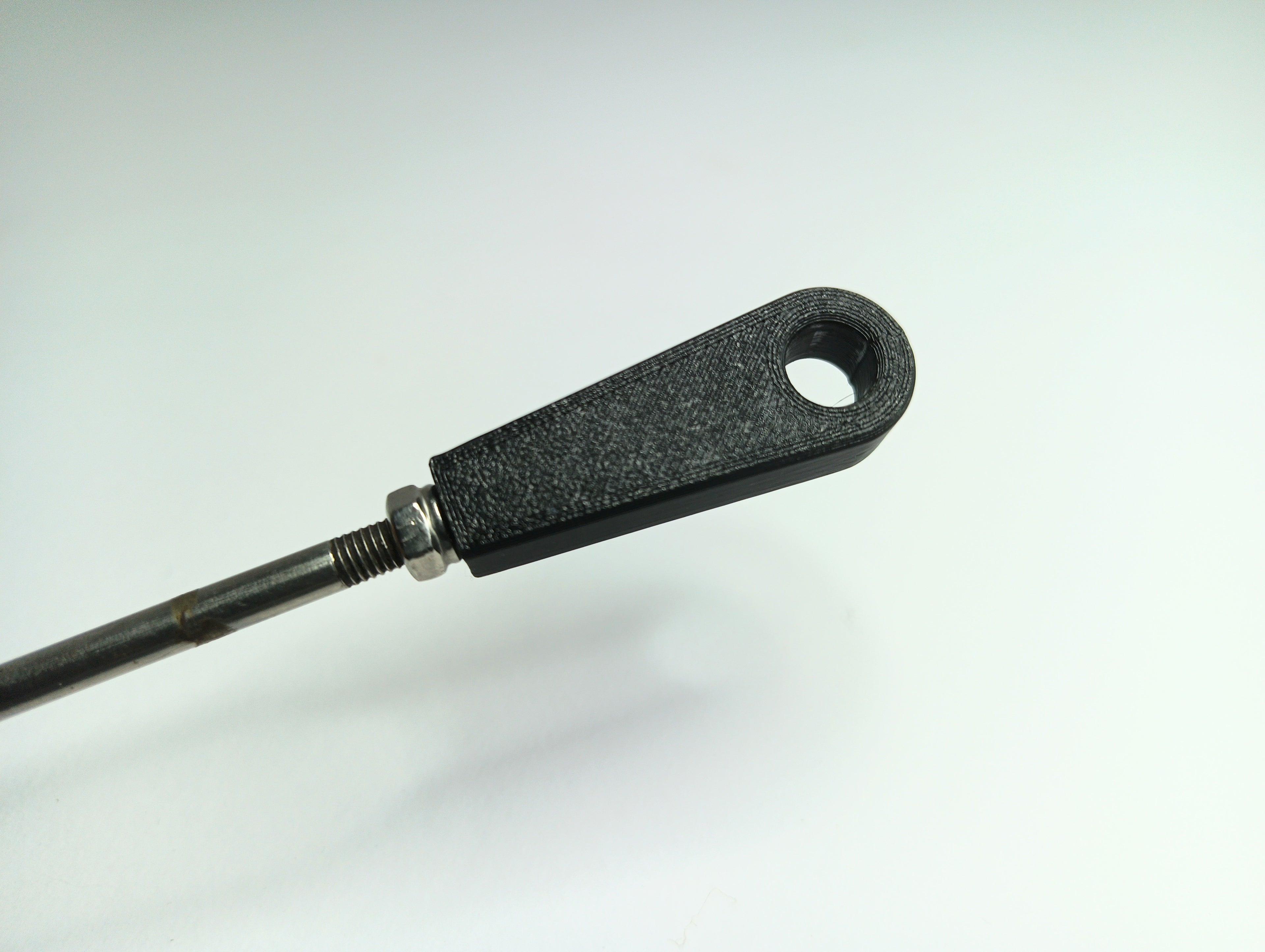 Outboard control cable end clip